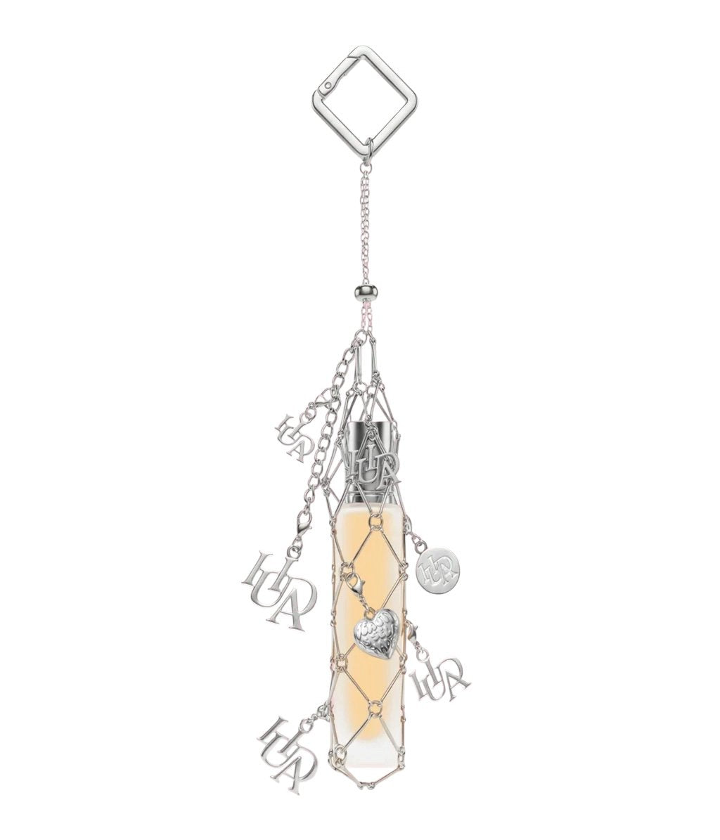 Huda Beauty TRAVEL SPRAY FRAGRANCE HOLDER WITH CHARMS