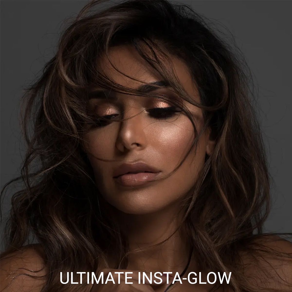 Huda Beauty 3D Cream & Powder Highlighter Palette, Insta Glow, Matte & Dewy Finish, Highly-Pigmented | Shade - Bronze Sands