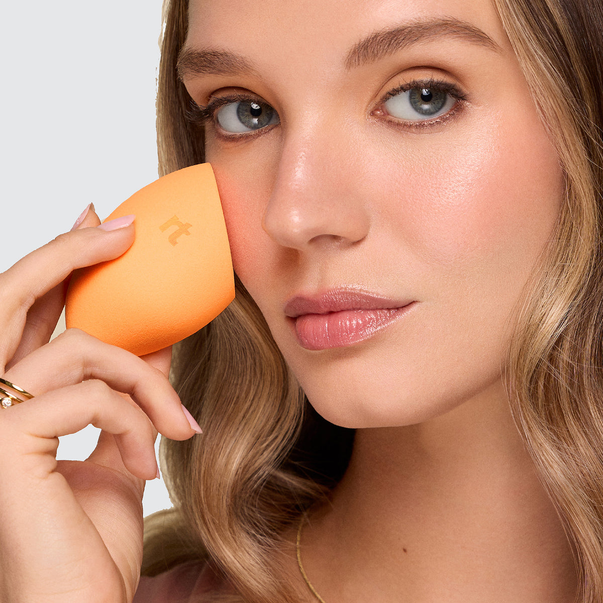 Real Technique Complexion Sponge and Miracle Powder Sponge Set