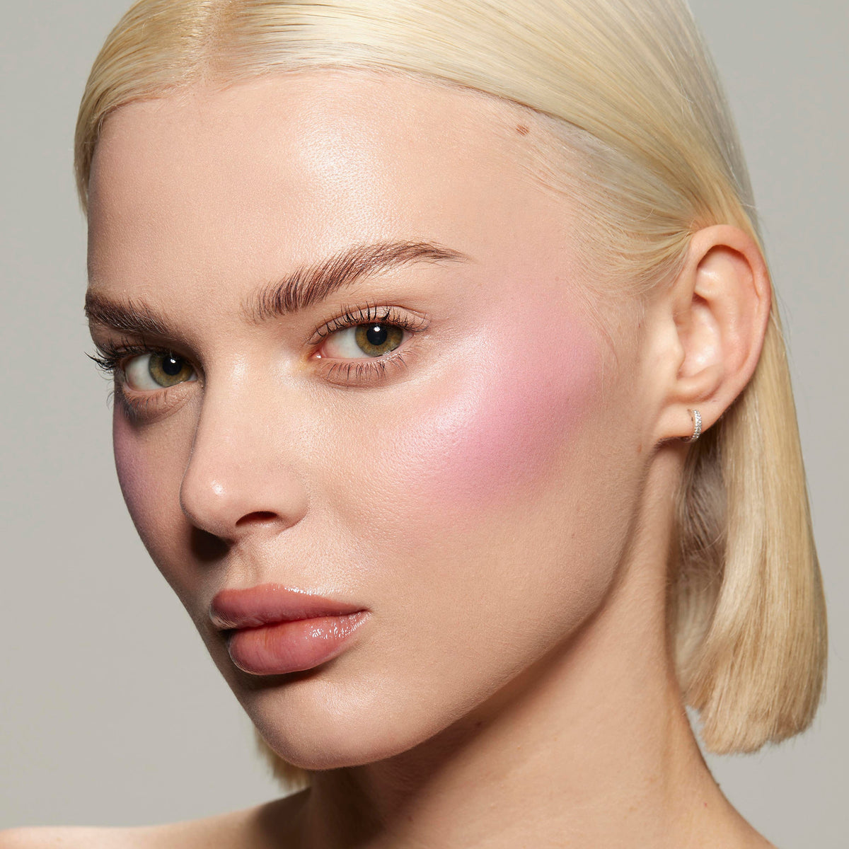 Kylie Hybrid Blush – Cream + Powder Blush (winter kissed 2.0)