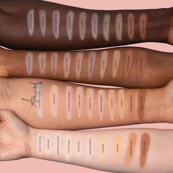 HUDA BEAUTY Easy Bake Loose Baking & Setting Powder (Cupcake)