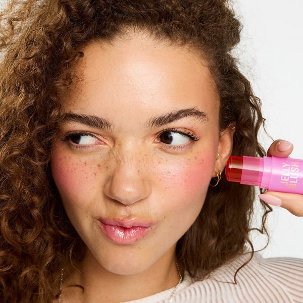 Makeup Revolution  Jelly Blush Stick Lip And Cheek Stain (strawberry)
