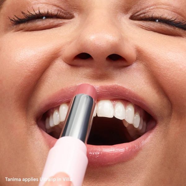 Glossier Ultralip High Shine Lipstick with Hyaluronic Acid (Villa)